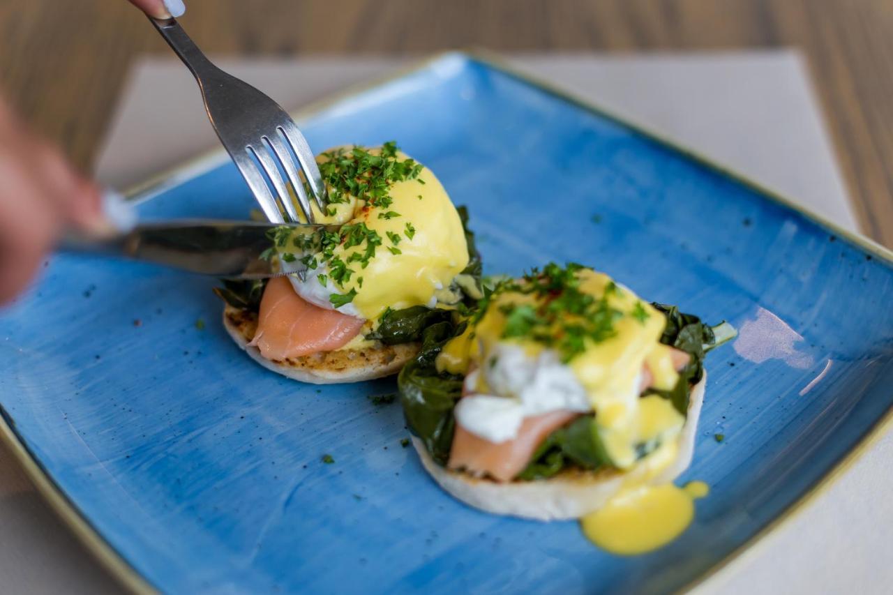 Bluewater Bay Sunrise Hotel Amsterdamhoek エクステリア 写真